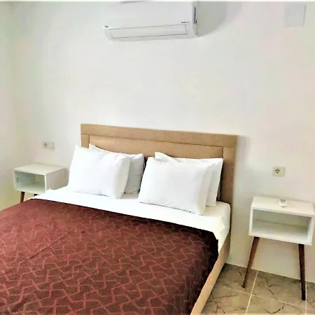 Lägenhetshotell Gurkan 4*