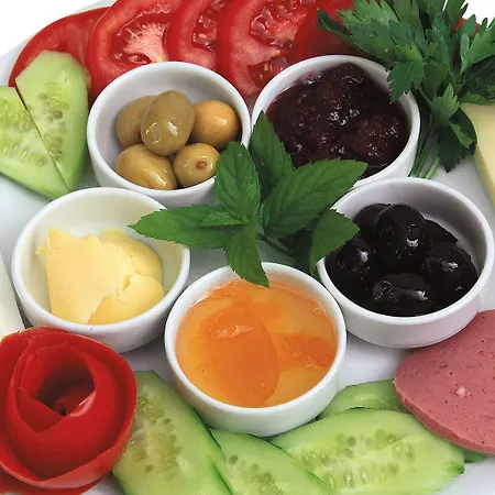 Gurkan Lägenhetshotell 4*