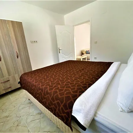 Gurkan Lejlighedshotel 4*
